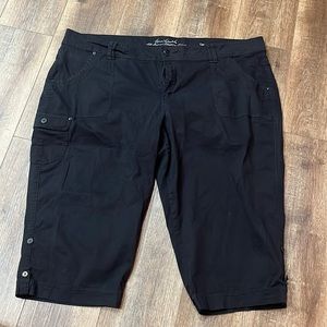 Gloria Vanderbilt Capri Pants